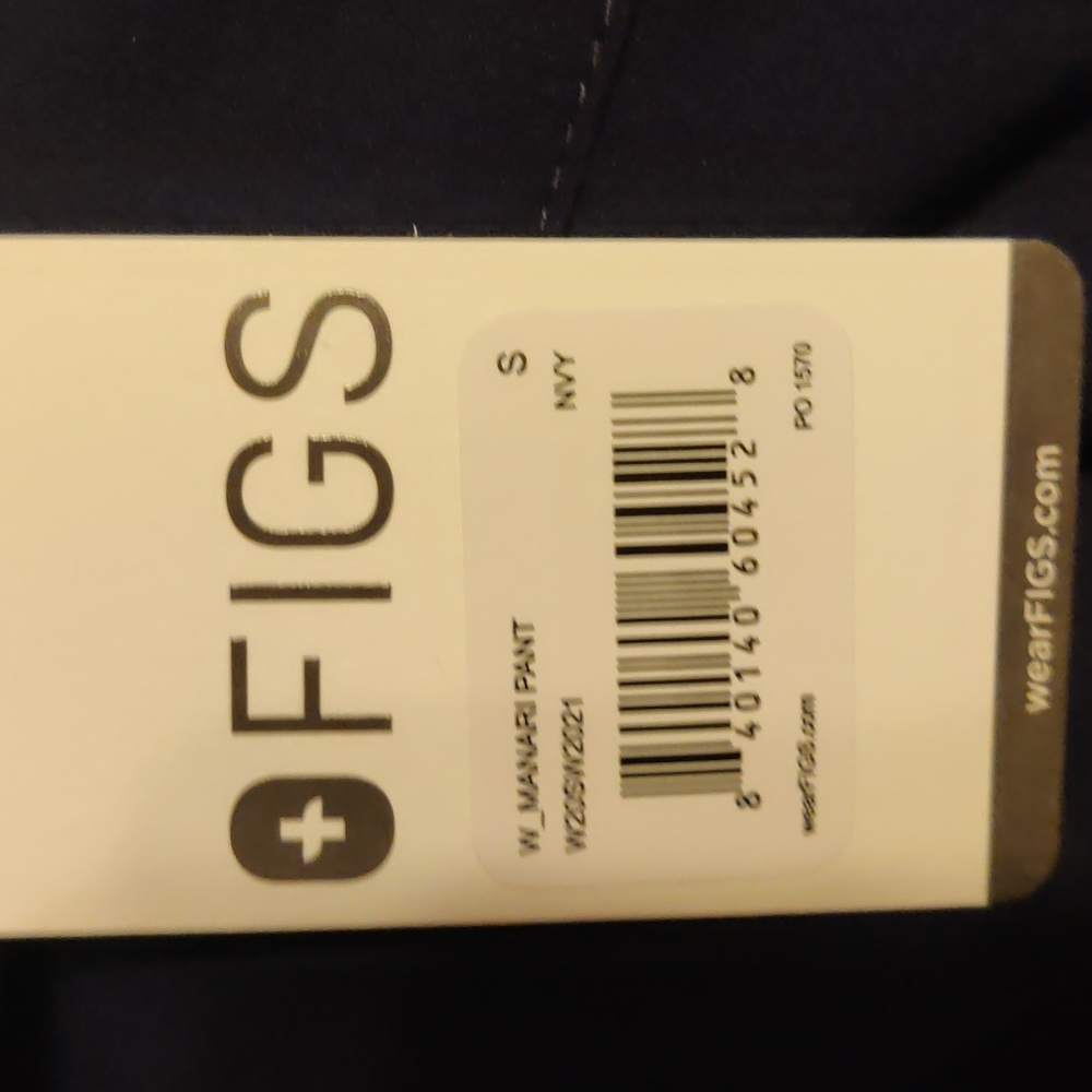 Figs navy small manari pants new with tags and original packaging